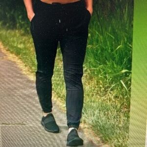 ZYIA Active Black Everywhere Zipper Joggers